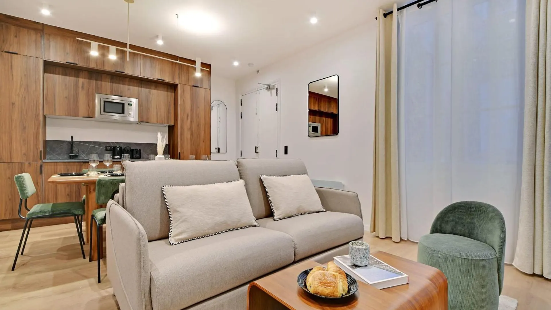 Spacious Apartment - 3Bdr-6P Paris